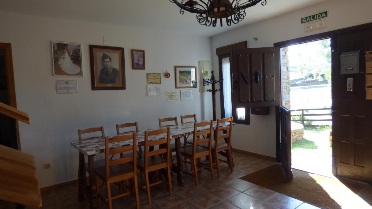 Casa Rural Al-Mofrag Y Apartamentos El Mirador De Monfraguee Villarreal de San Carlos Exterior foto
